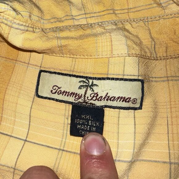 Tommy Bahama Shirt Men's XXL 100%  Silk Long Sleeve Button Down Yellow Plaid - Picture 4 of 6